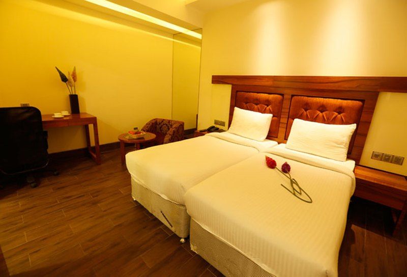 Good Times Hotel Delhi  Exterior photo